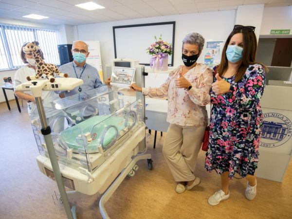 Klub roditelja nedonoščadi „Palčići” zadarskom Odjelu za neonatologiju donirao dva važna uređaja: “Imamo staru opremu. Ovo nam je zlata vrijedno”